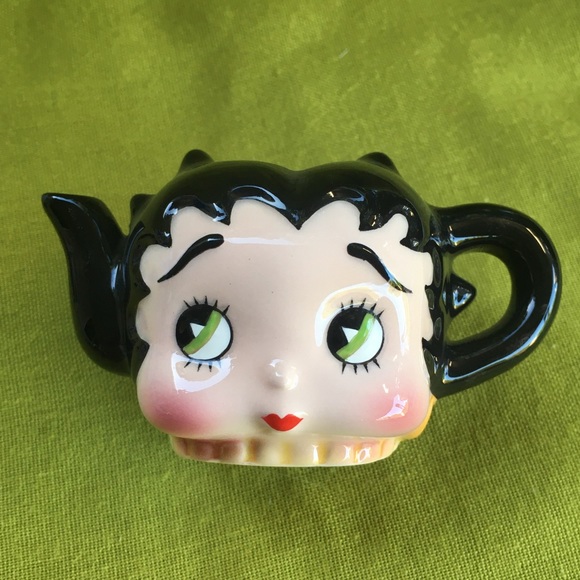 Vtg 1998 *Betty Boop* Miniature Ceramic Tea Set~ - Picture 3 of 8